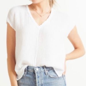 Michael Stars Draya Gauze V neck size M